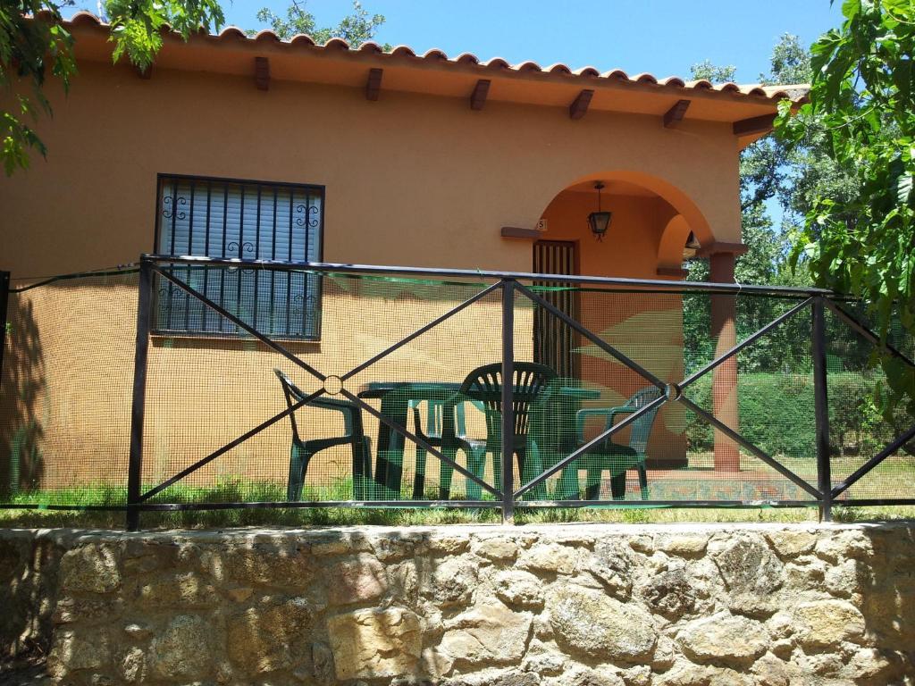 Cabanas-Bungalows-Camping "La Vera" Jarandilla de la Vera Room photo